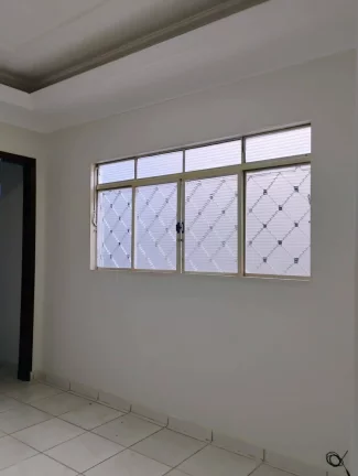 Imagem Linda casa 3 dormitorios - ACEITA corretores para auxilio de vendas