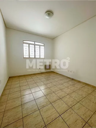 Imagem Casa no São José para locação com 3 quartos, sendo 1 suíte, PETROLINA - PE