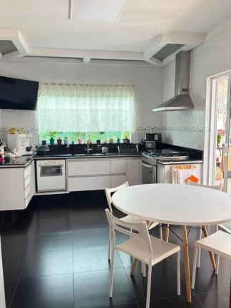 Imagem Casa a venda no Condomínio Vila dos Ingleses