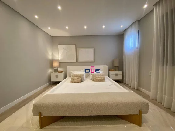 Imagem Apartamento de Alto Padrão com 4 Suítes e 3 vagas demarcadas, Retrofit-Acabamento Impecável na Vila Rica, Santos