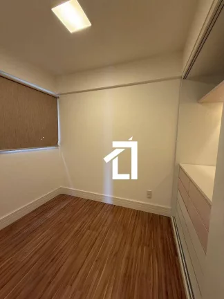 Imagem Apartamento | Ponta Verde | 2 Quartos com 1 Suíte | Varanda | 74m²