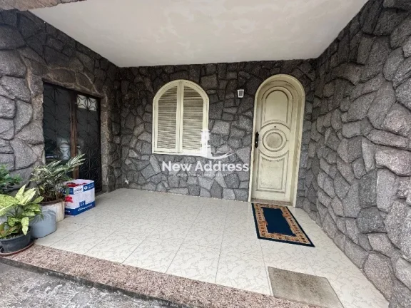Imagem À venda 3 casas com entradas independentes, na Glória - Vila Velha