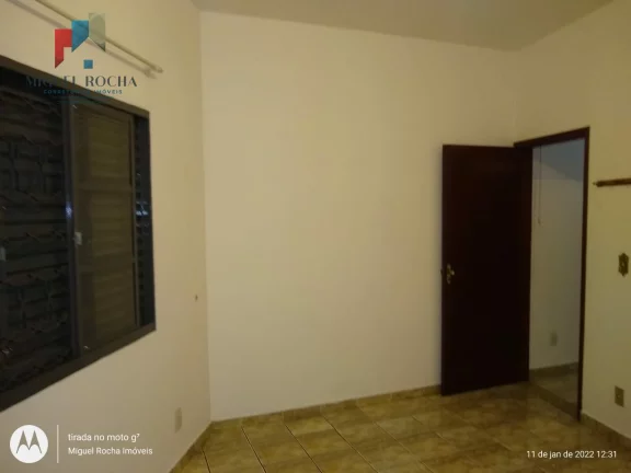 Imagem Sobrado com ponto comercial a venda em Tatuí SP