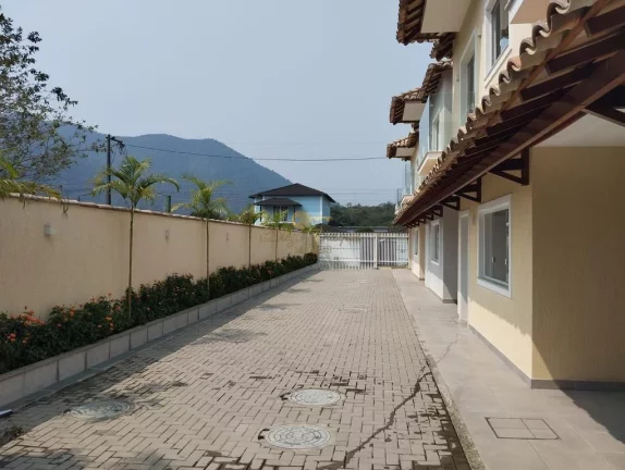 Imagem Casa em Condomínio para Venda em Guapimirim / RJ no bairro Cotia