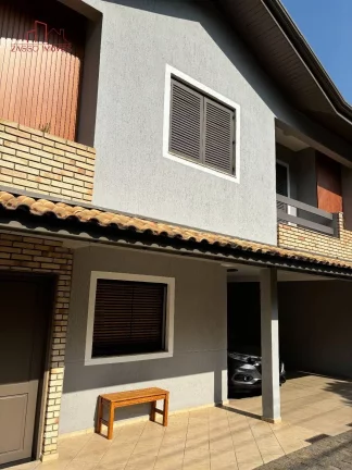 Imagem Oportunidade - Casa com piscina aquecida - 6 Dormitórios.
