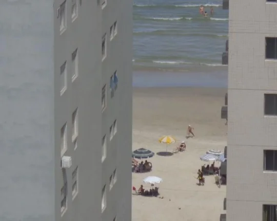 Imagem Apartamento à venda no Guarujá na Praia das Pitangueiras