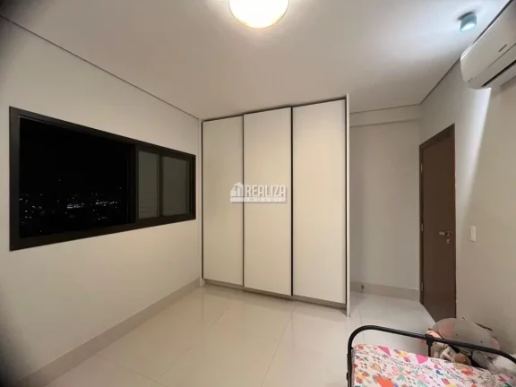 Imagem Exclusivo apartamento de Alto Padrão 3 suítes no bairro Santa Maria no Condominio Golden Gren Uberaba.