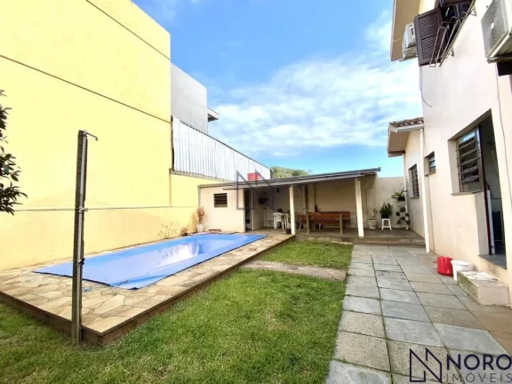 Imagem Casa à venda 4 dormitórios, 1 suíte, no Bairro Medianeira