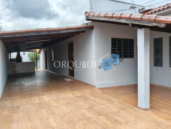 Imagem Casa à venda em Rio Verde-GO, Conjunto Morada do Sol: 3 quartos, 1 suíte, 1 sala, 3 vagas, 154,17m² de área. Confira!
