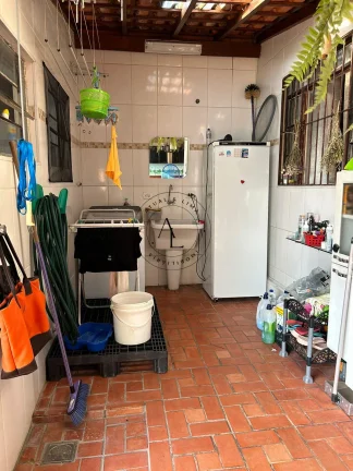 Imagem Casa com Piscina à Venda em Campinas - 2 Quartos e Lazer Completo!