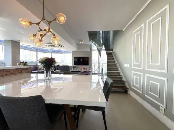 Imagem Cobertura Duplex, mobiliada e decorada à venda no coração da Vila Olimpia.
