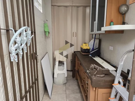 Imagem Sobrado Geminado para Venda em Santos, Embaré, 3 dormitórios, 1 suíte, 4 banheiros, 3 vagas