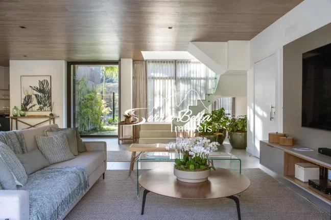 Imagem Casa Alto Padrão na Fazenda Marambaia em Itaipava, Petrópolis/RJ