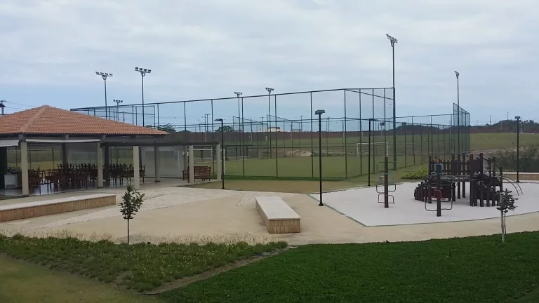 Imagem EXCELENTE TERRENO EM CONDOMINIO FECHADO COM ÁREA DE LAZER COMPLETA