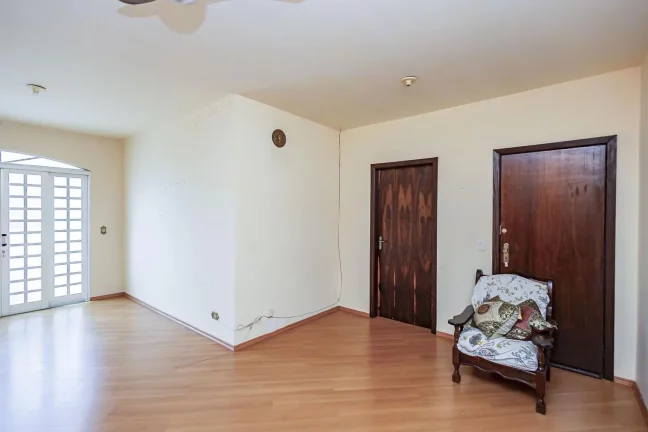Imagem Casa com terreno em Santa Felicidade