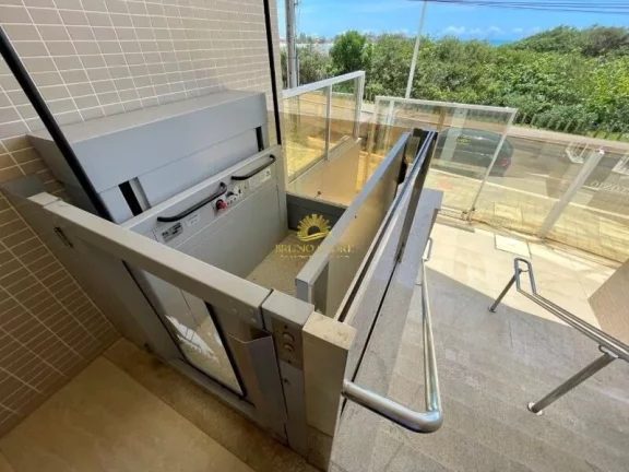 Imagem Encantador Apartamento na Enseada Azul, Guarapari!
Imóvel diferenciado na badalada Praia de Peracan...