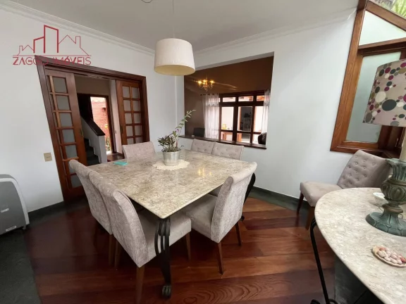 Imagem Belíssimo casa no horto do ypê - 2 suítes - 420 m²