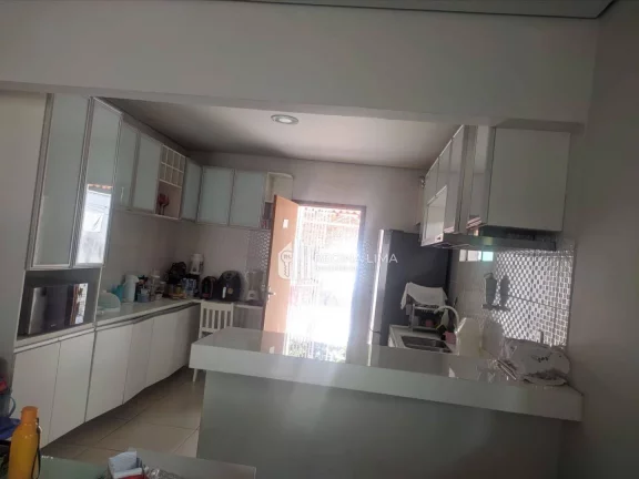 Imagem Casa pronta para morar, 3 dormitórios à venda por R$ 400.000,00 - Planalto Vale Quem Tem - Teresina/PI