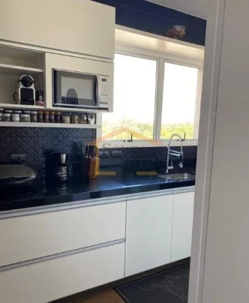Imagem Apartamento amplo e confortável com 116m², em prédio com apenas 2 unidades por andar. Sala espaç...