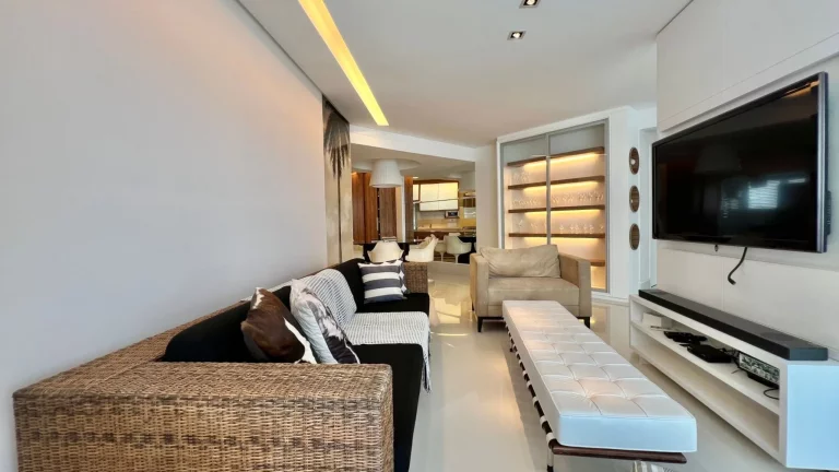 Imagem Luxuoso Apartamento Pé na Areia à Venda em Riviera de São Lourenço Módulo 07 - 4 Quartos, 4 Suítes, 3 Salas, 3 Vagas - 178m²!