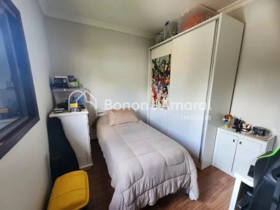 Imagem Belíssima casa com 250 m² de construção e terreno com área de 449 m². Na parte inferior há 1 ...