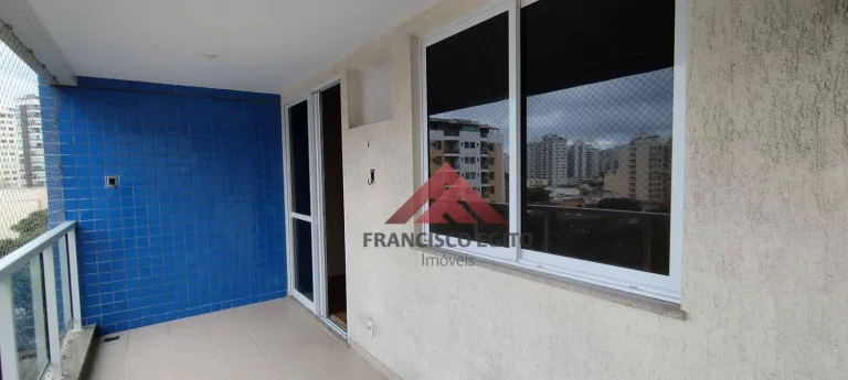 Imagem Apartamento em Santa Rosa em excelente localização,composto por Salão com dois ambientes duas varandas, 04 quartos sendo um com suite,copa cozinha com