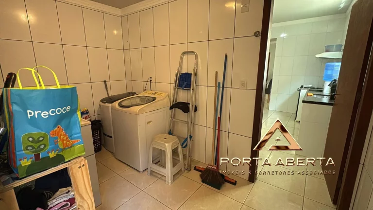 Imagem Casa bairro Parque Caravelas - Santana do Paraíso - CÓD 1560