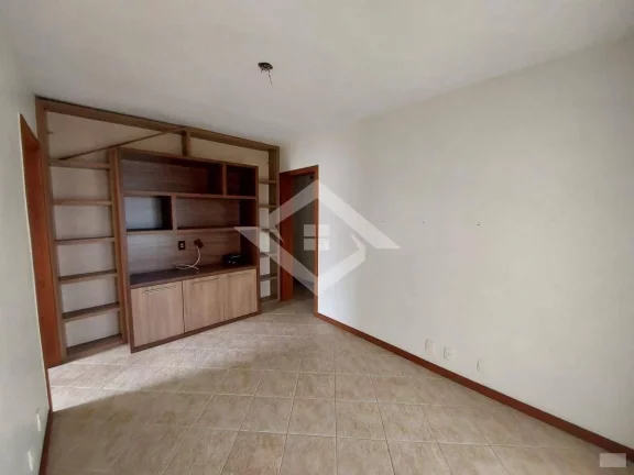Imagem Casa 5 qrtos (2 Suítes), 2 Salões. Cond. Parque dos Girassois, Campo Grande