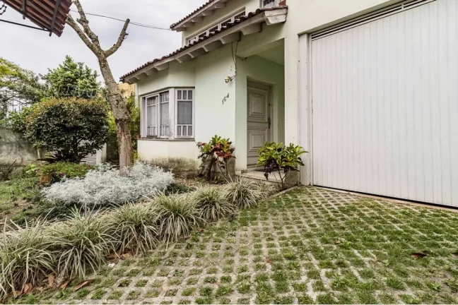 Imagem Casa com 3 Quartos à Venda, 464 m² em Santo Antônio - Porto Alegre
