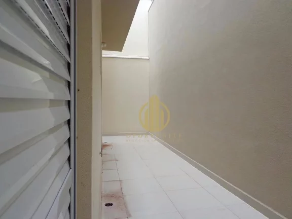 Imagem Apartamento térreo com quintal 2 dormitórios sendo 2 suítes à venda, Jardim Botânico, Ribeirão Preto.