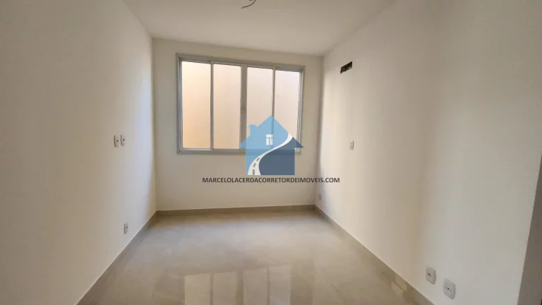 Imagem CASA NO CONDOMÍNIO TALES DE MILETO - FLORES