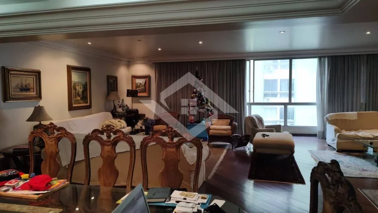 Imagem Apartamento de 4 Quartos para Venda em Copacabana com 234 m²