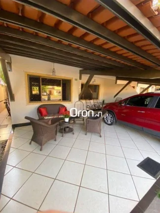 Imagem Sobrado com 4 dormitórios à venda, 146 m² por R$ 949.000,00 - Vila Jardim Vitória - Goiânia/GO