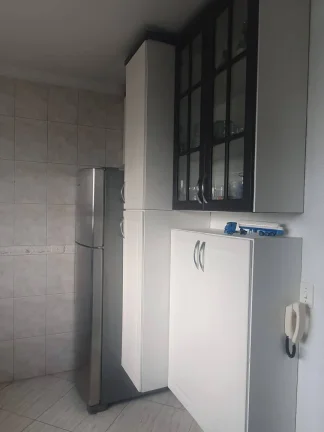 Imagem Sobrado em Condomínio Fechado 140 m² 3 Dormitórios 1 Suíte