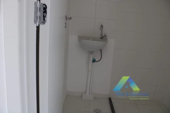 Imagem Lindo apartamento studio novo em localização privilegiada na área nobre e plana da Vila das Mercês próximo de todos os comercios!