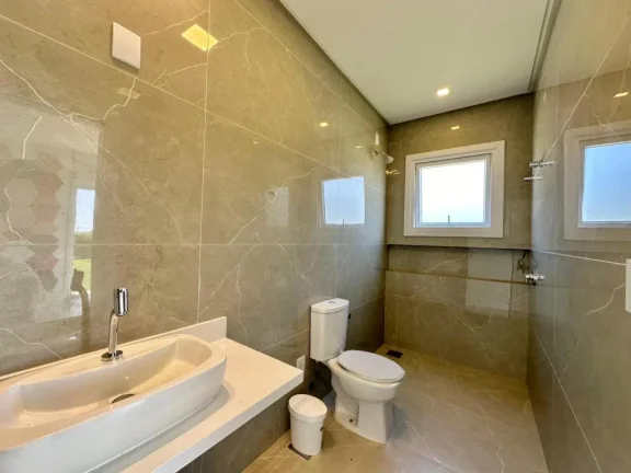 Imagem Casa em Condominio 4 Dormitórios - Bairro Capão Novo