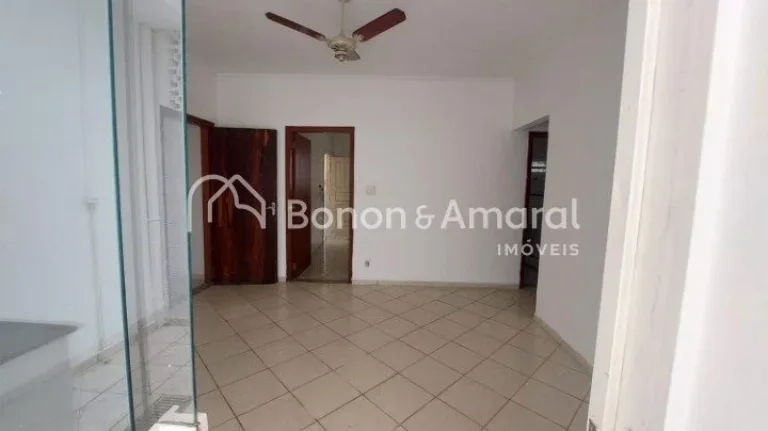 Imagem Casa Térrea a venda no Bairro Jardim Flamboyant 
Dormitórios: 3 quartos, sendo 1 suíte
Ambientes:...