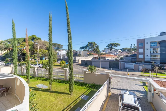 Imagem Apartamento de 2 quartos no bairro Água Verde