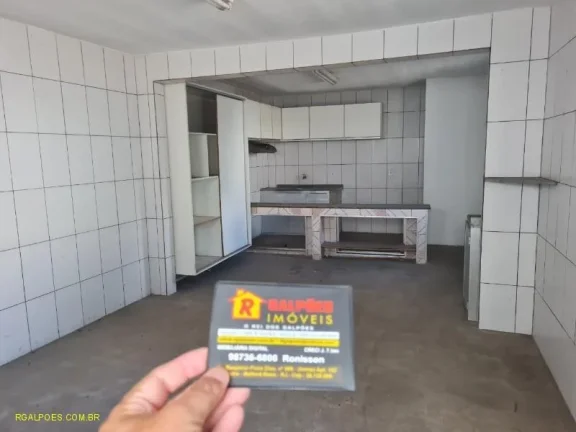 Imagem Galpão para Locação em DUQUE DE CAXIAS, Campos Elíseos, 2 banheiros