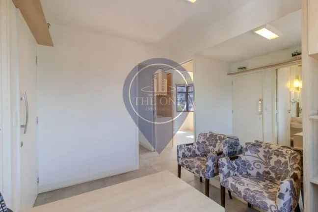 Imagem Conjunto Comercial à Venda na Vila Mariana: 4 Salas, 2 Banheiros, 1 Vaga, 45m² de Área em São Paulo-SP!