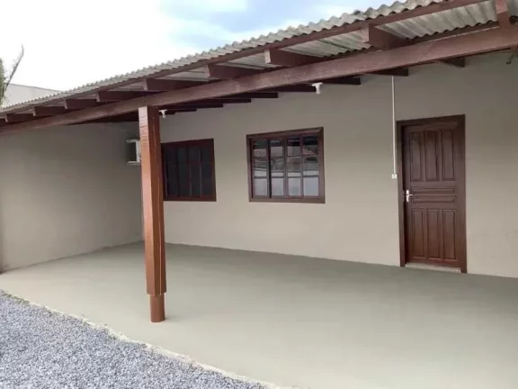 Imagem Terreno de 364,00² com duas casas no bairro Vila Nova em Porto Belo