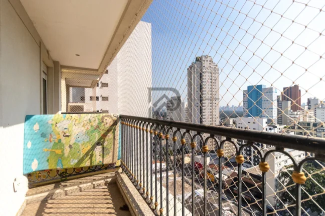 Imagem Apartamento Jardins andar alto vista livre