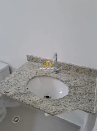 Imagem Apartamento de 2 dormitórios, com sacada e 1 vaga de garagem, com 46m² de área privativa. O lazer...