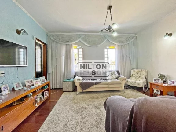 Imagem Casa com 3 dormitórios, 196 m²C e 450m2T - venda por R$ 1.500.000 ou aluguel por R$ 9..000,00/mês - Taquaral - Campinas/SP