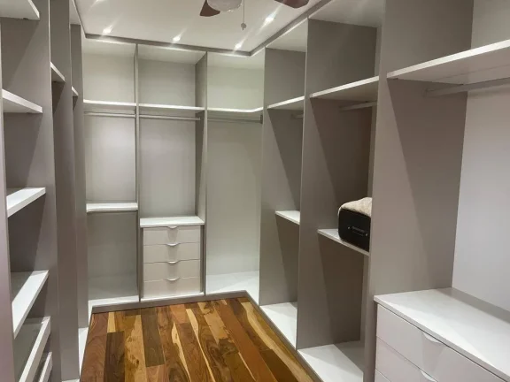 Imagem Casa de Alto Padrão no condomínio Colinas de São Francisco