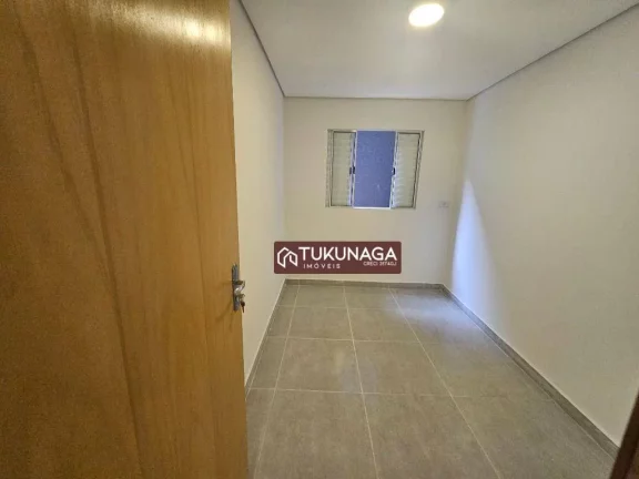 Imagem Casa com 2 quartos para alugar, 80 m² por R$ 1.700/mês - Vila Galvão - Guarulhos/SP