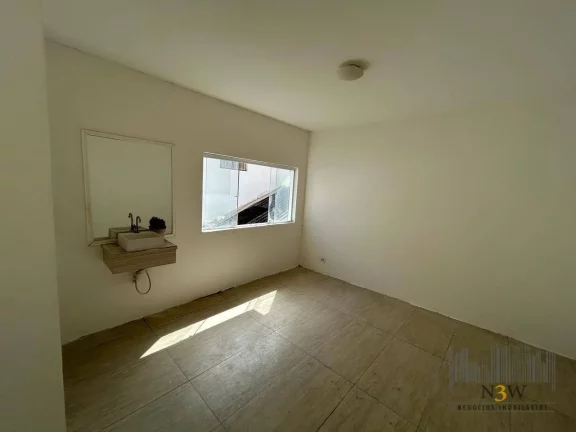 Imagem Casa para locação na Vila Madalena São Paulo SP com 200m², 6 salas e 2 vagas de garagem.