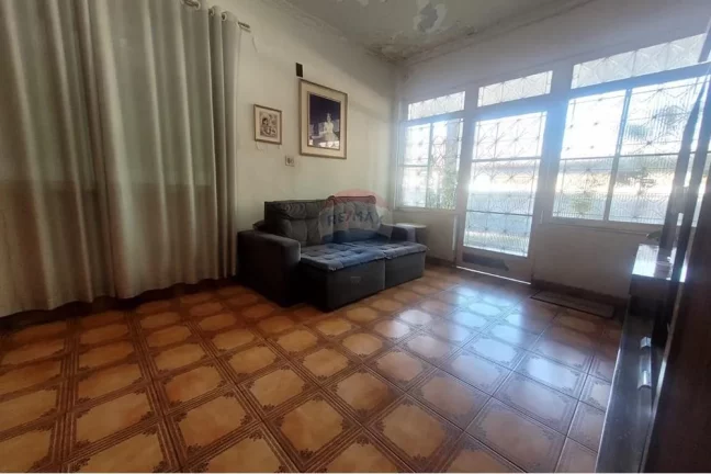 Imagem Casa á venda com 3 quartos com 708m² em Campinho - Rio de Janeiro