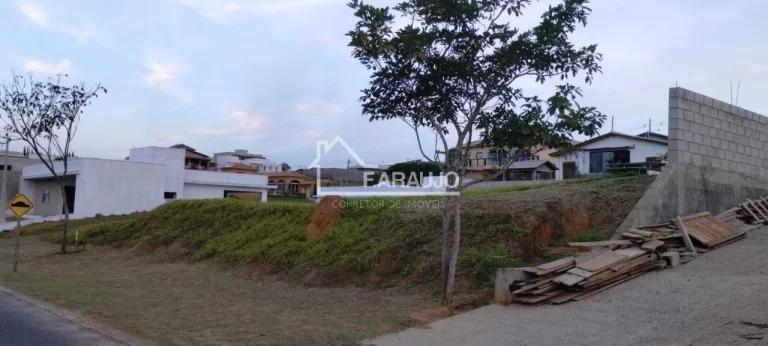 Imagem TERRENO À VENDA NO CONDOMÍNIO EM CONDOMINIO FECHADO EM ARAÇOIABA DE SERRA-SP.