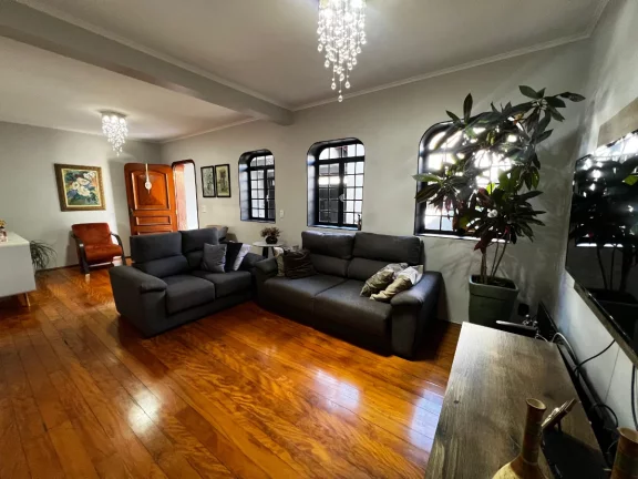 Imagem Sobrado para venda em Jardim Boa Esperança com 3 quartos, sendo 1 suíte, 285m2